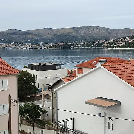 Ciovo Apartment